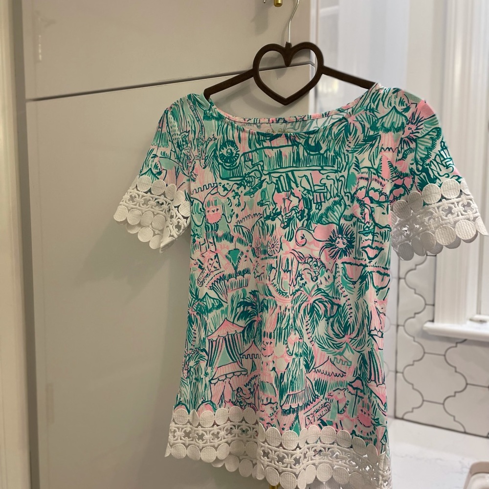 Lilly Pulitzer XXS shirt, never worn excellent
